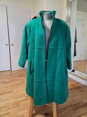 Vintage 100% wool green swing coat large-xlarge